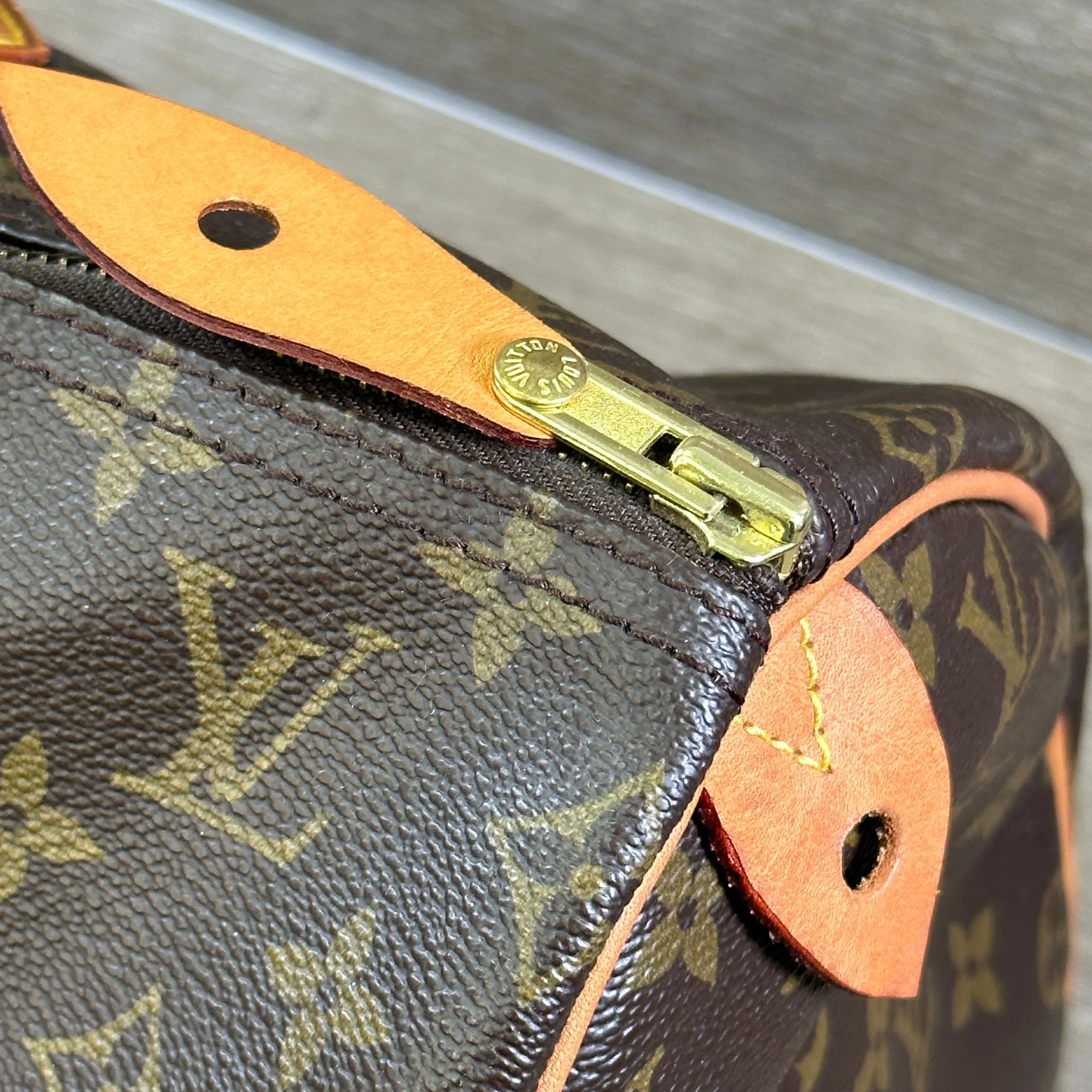 Speedy Monogram Canvas 40 - Retired / Vintage