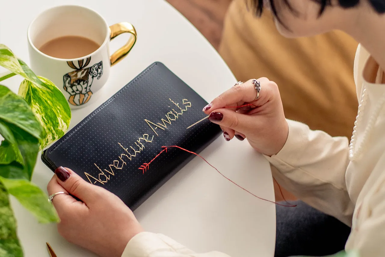 Stitch Travel Wallet - Black (Vegan)