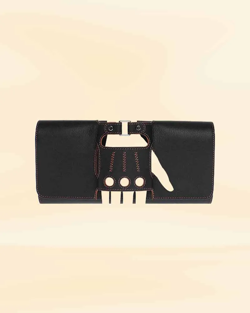 The Noir Nostalgia Pricy Leather Clutch