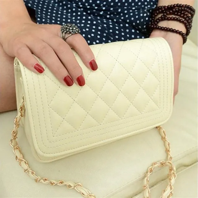 The triangular shape Bags.
