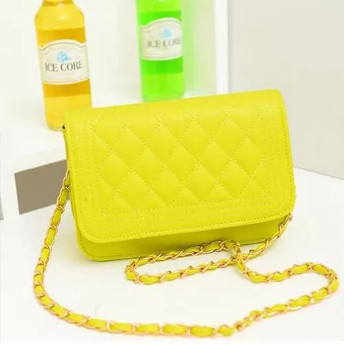 The triangular shape Bags.