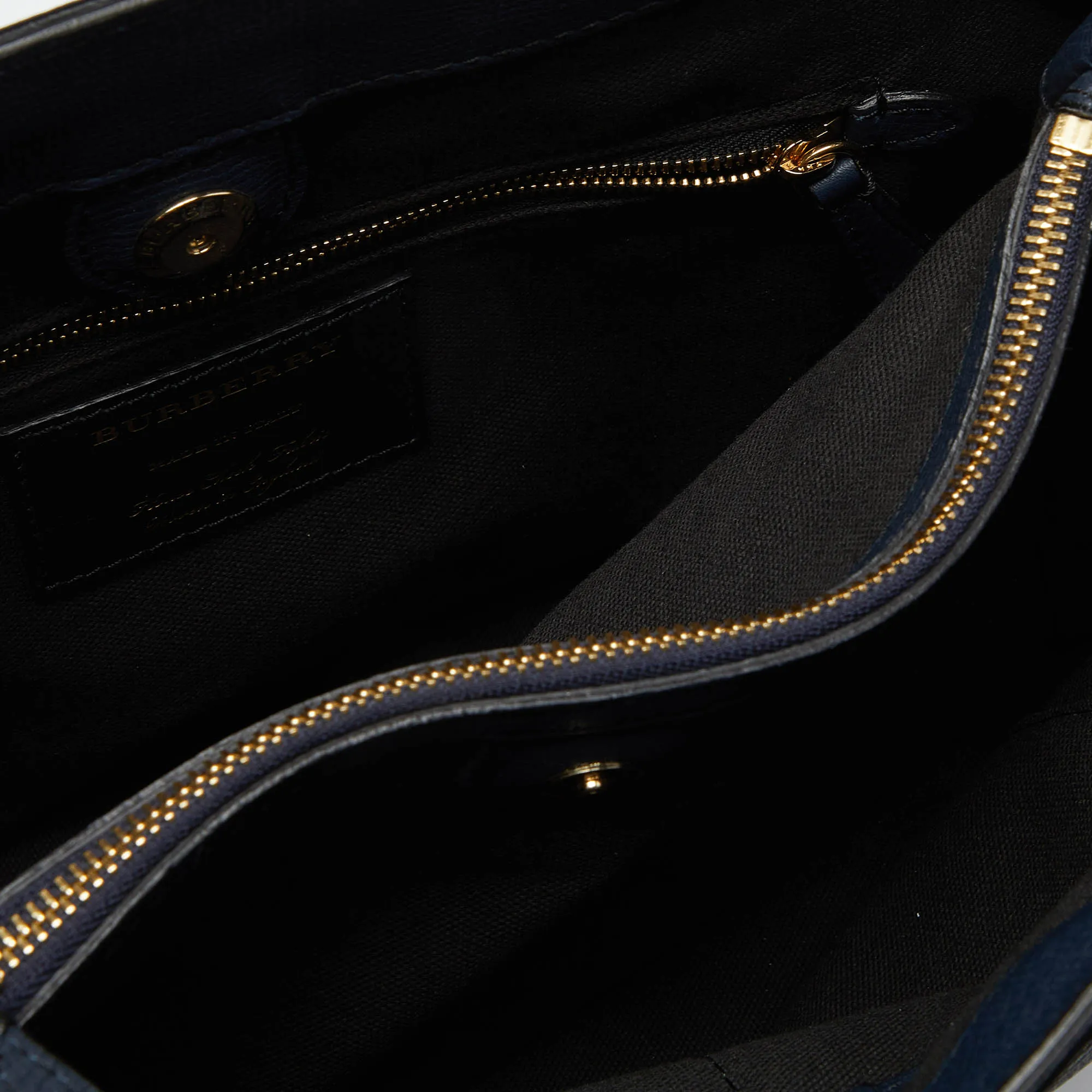 Trendy Inspired Burberry Blue/beige Leather And House Check Canvas Medium Banner Tote