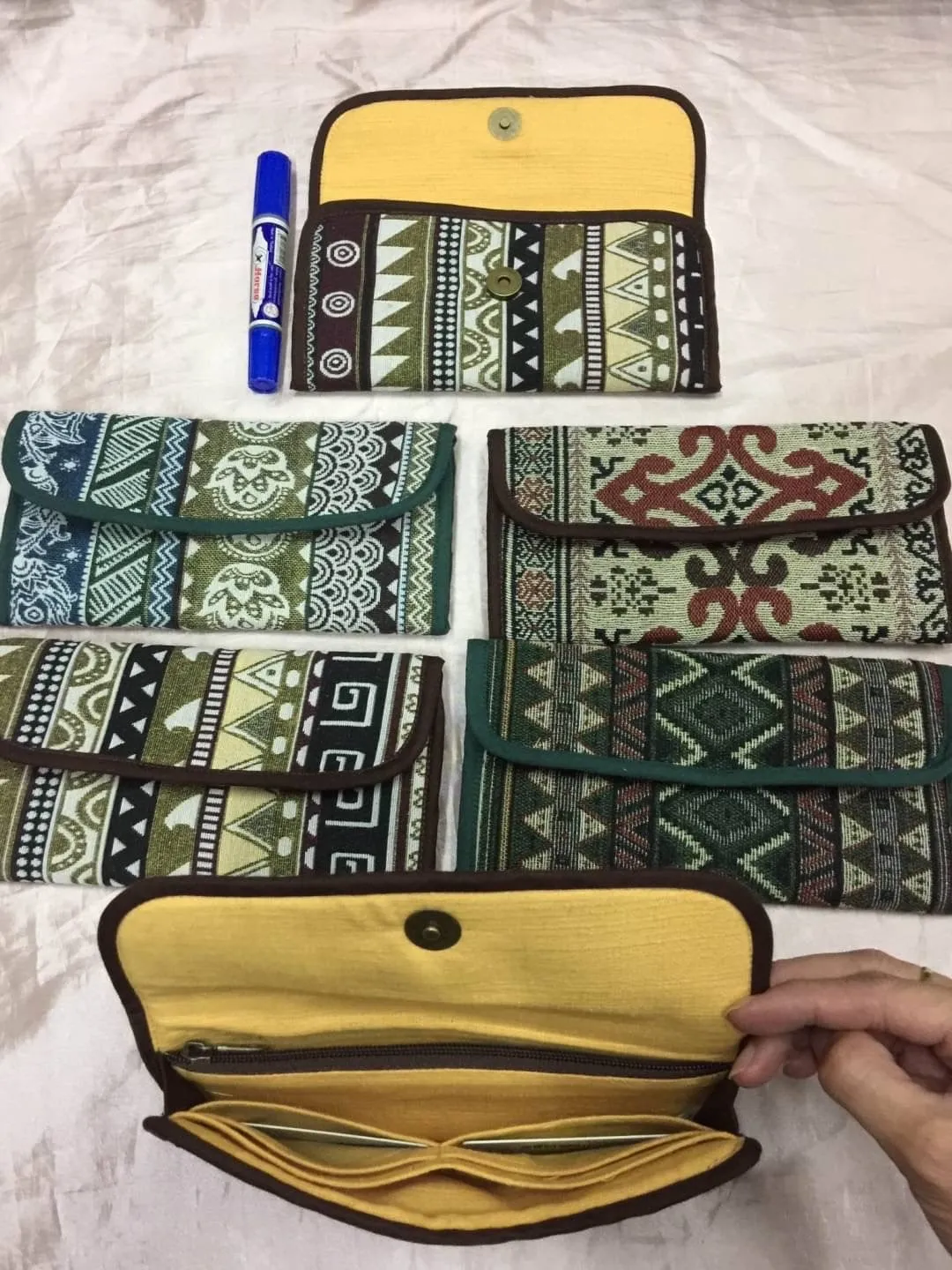 Wave Wallets