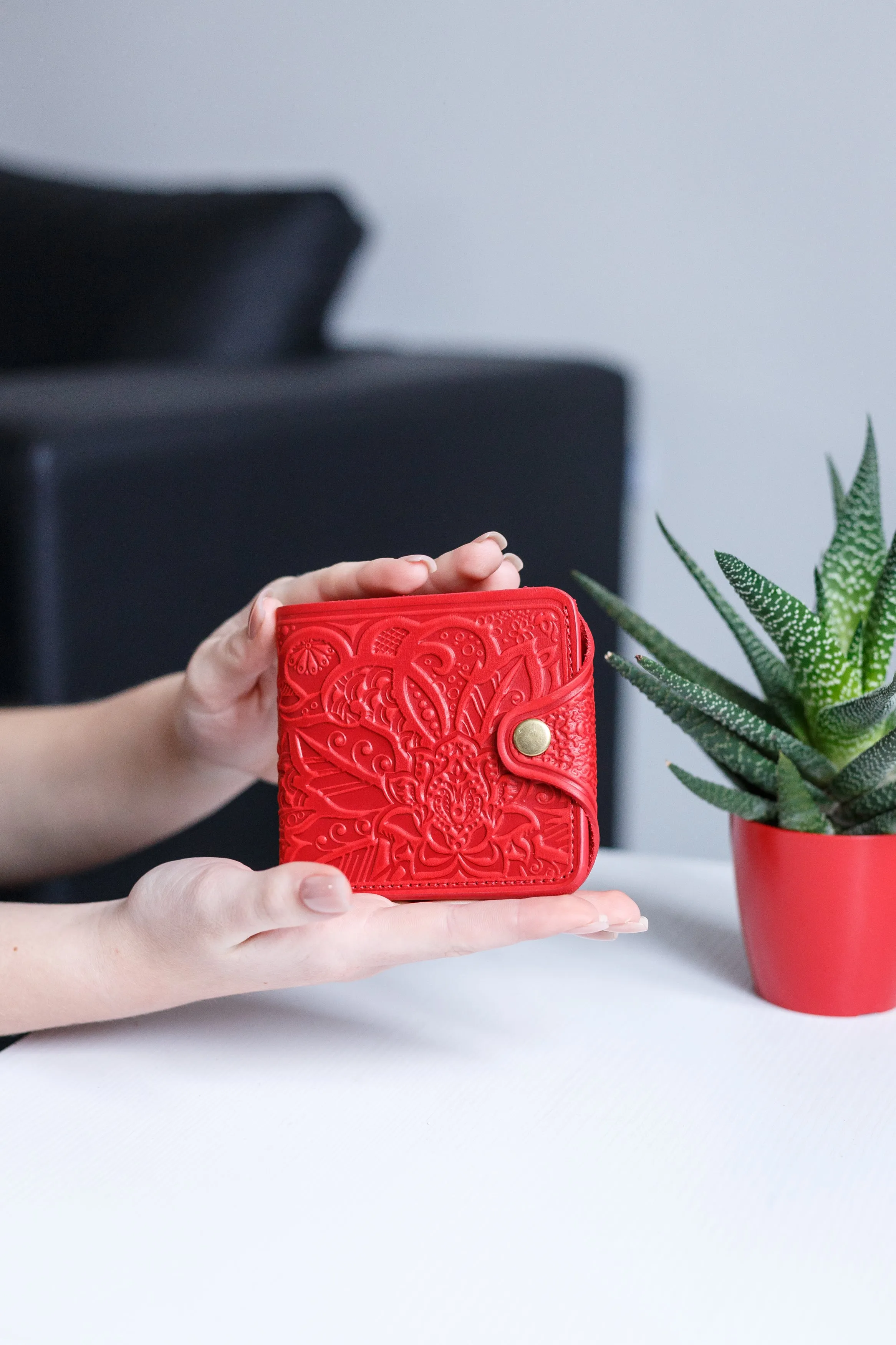 Women leather wallet, Gift,color is red, Leather wallet for women personalized,