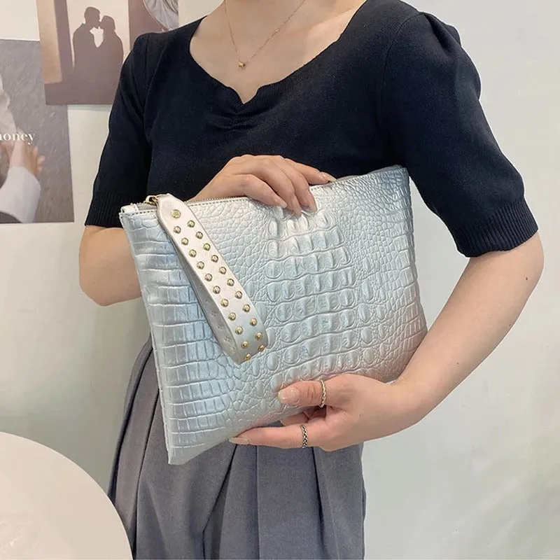 Women's Crocodile Pattern Envelop Clutch Bags
