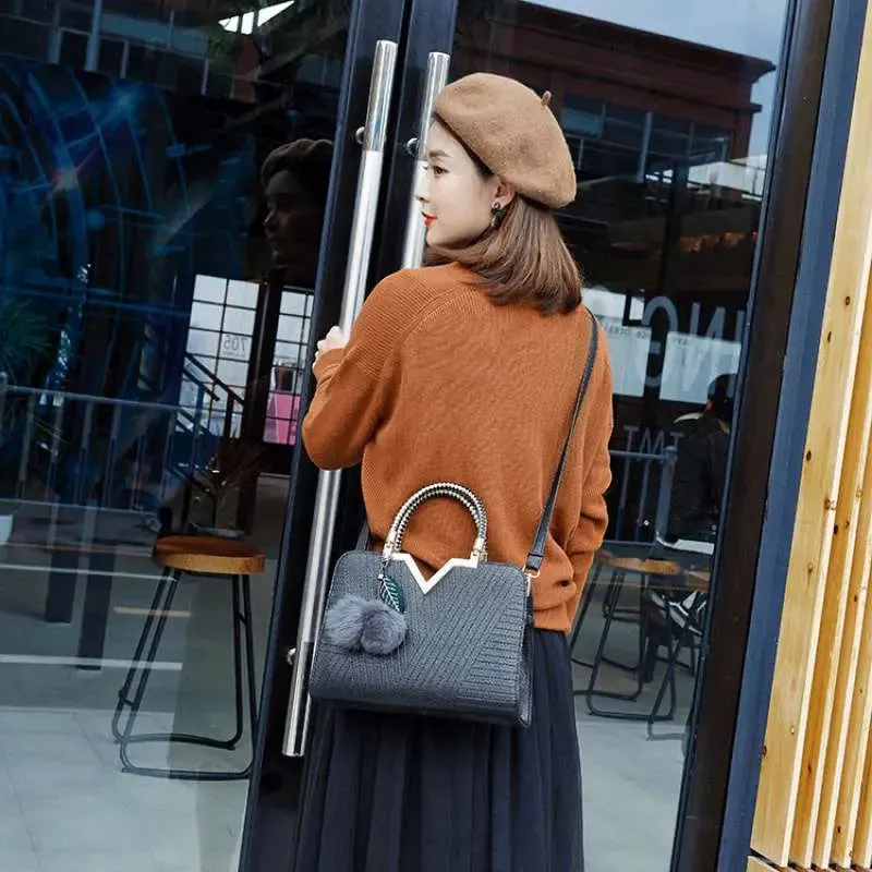 Women's Messenger Bag