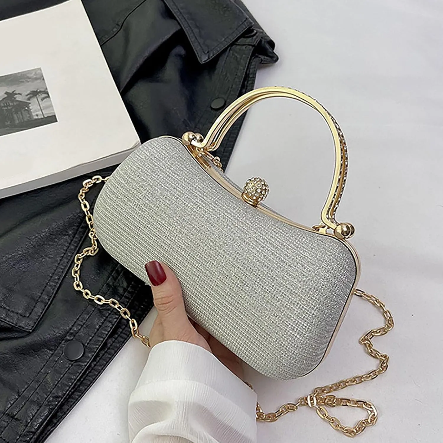 Women's Retro Shoulder Bag Chain Handbag Single Shoulder Sling Bag Unique Handbag Square