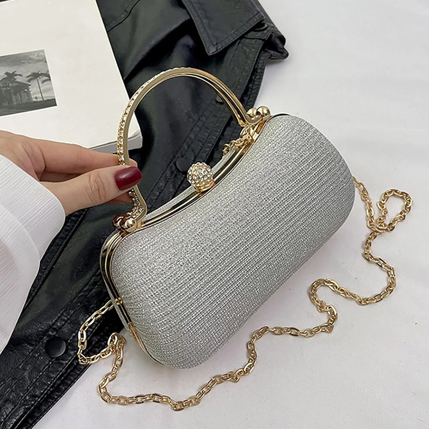 Women's Retro Shoulder Bag Chain Handbag Single Shoulder Sling Bag Unique Handbag Square