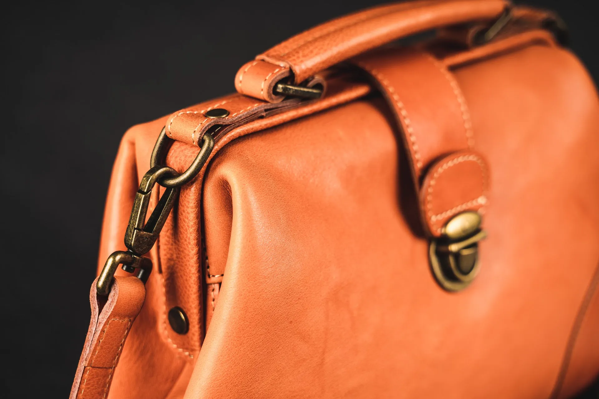 YAAGLE Women Soft Real Leather Shoulder Handbag YG81086
